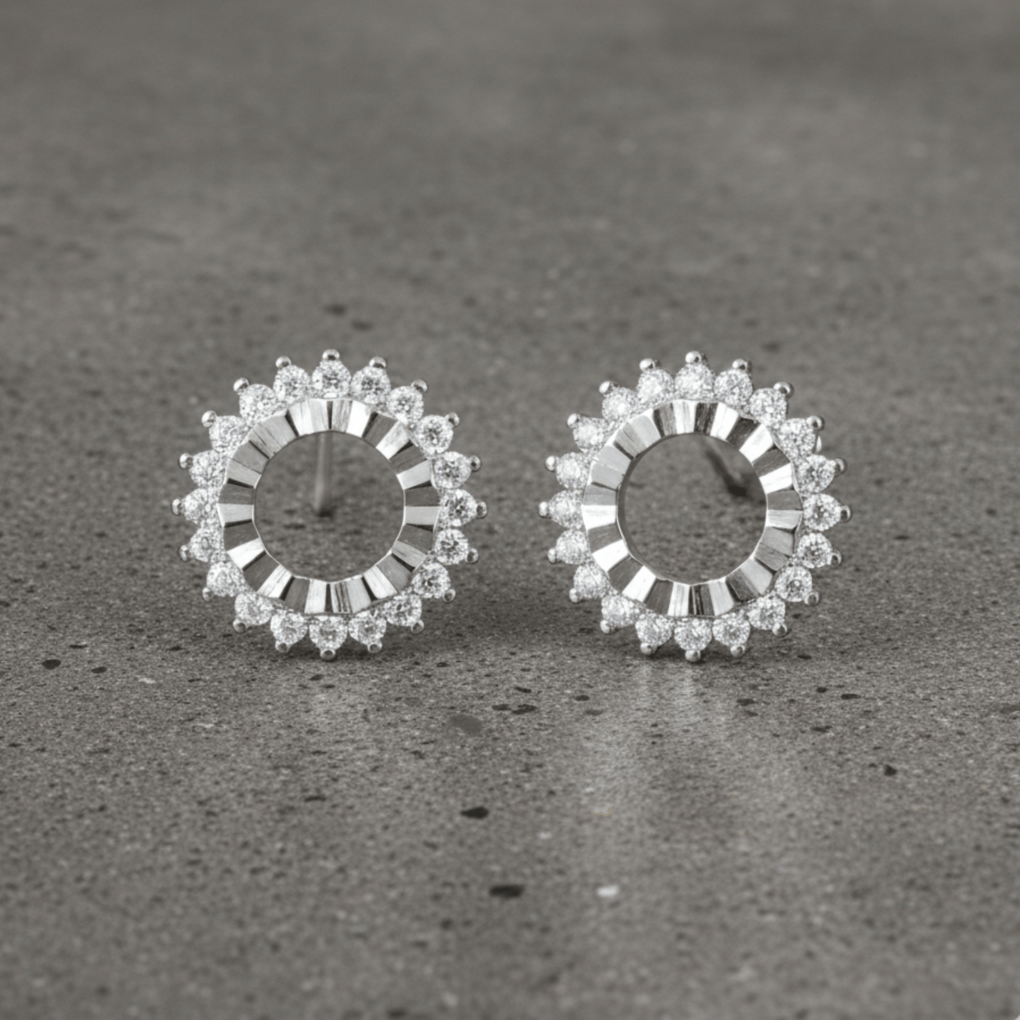 Round Halo 925 Silver Earrings