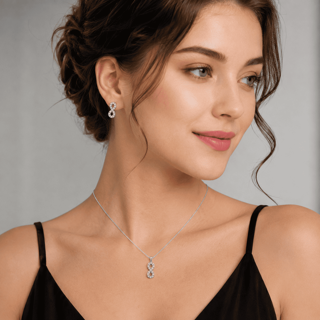 925 Silver Infinity Pendant & Earrings Set