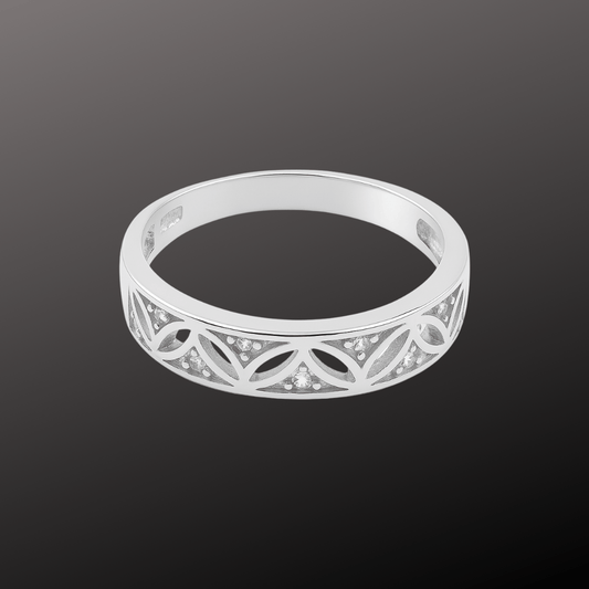Elegant Leaf Cut Band Ring