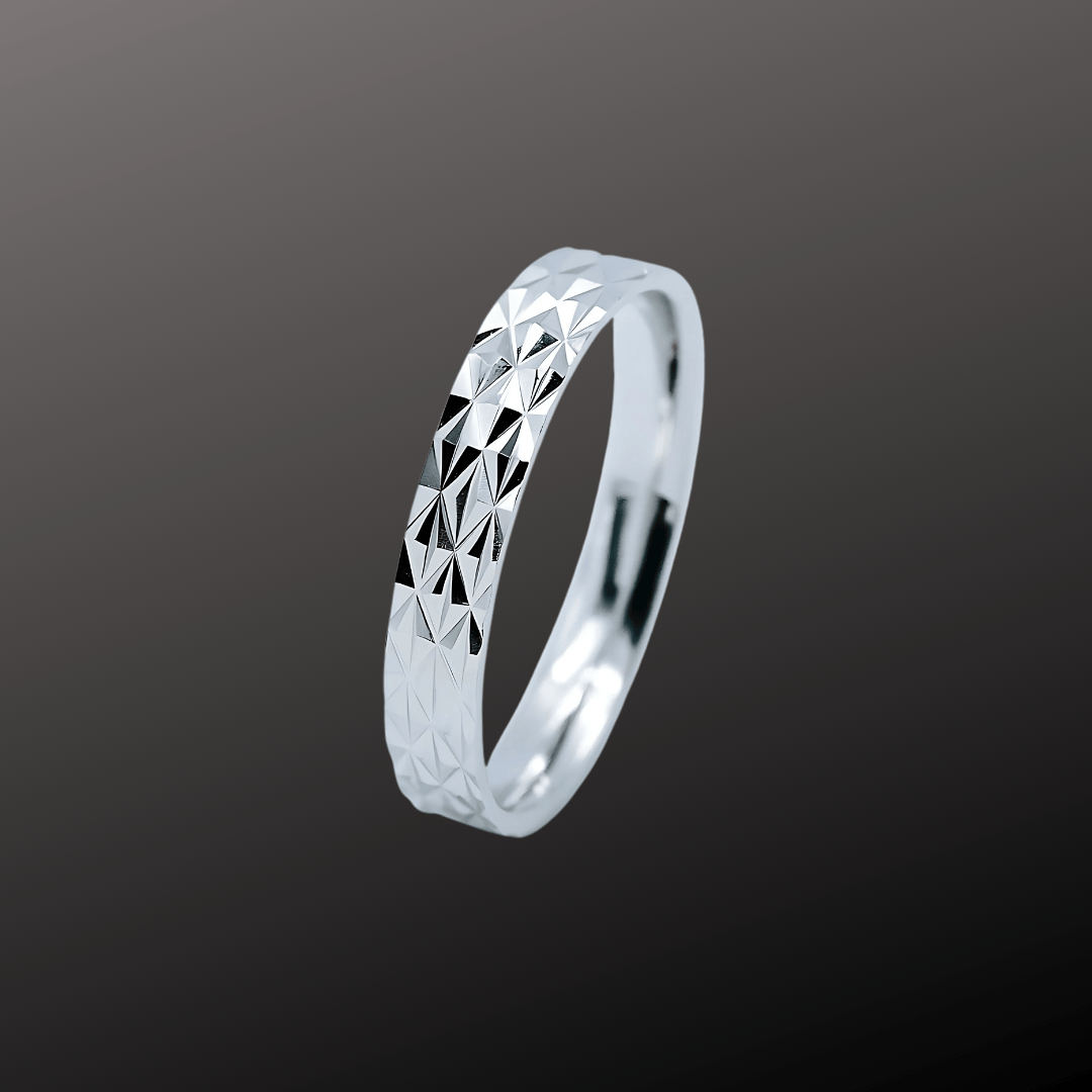 Diamond-Cut Silver Band Ring
