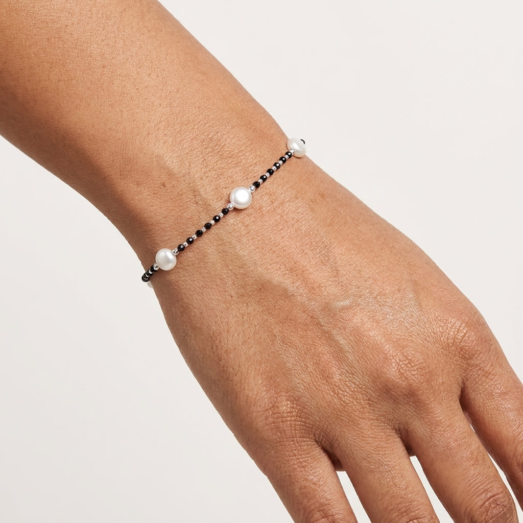 925 Silver Delicate Bracelet with Black Beads
